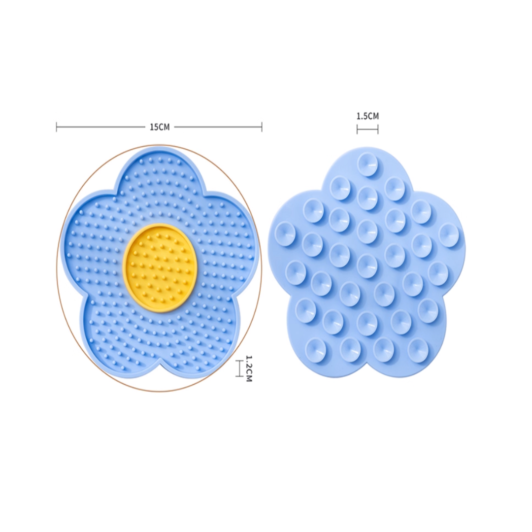 Flower shape dog Lick Mat for Dogs, Slow Feeder Cat Bowls