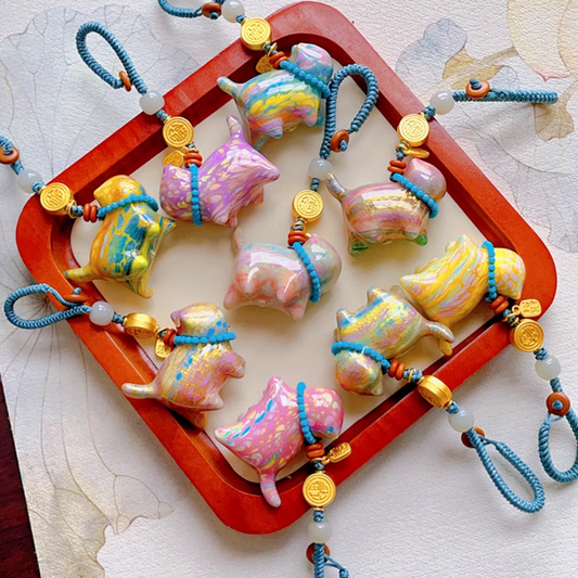 Handmade Lacquerware Cat Pendant Keychain